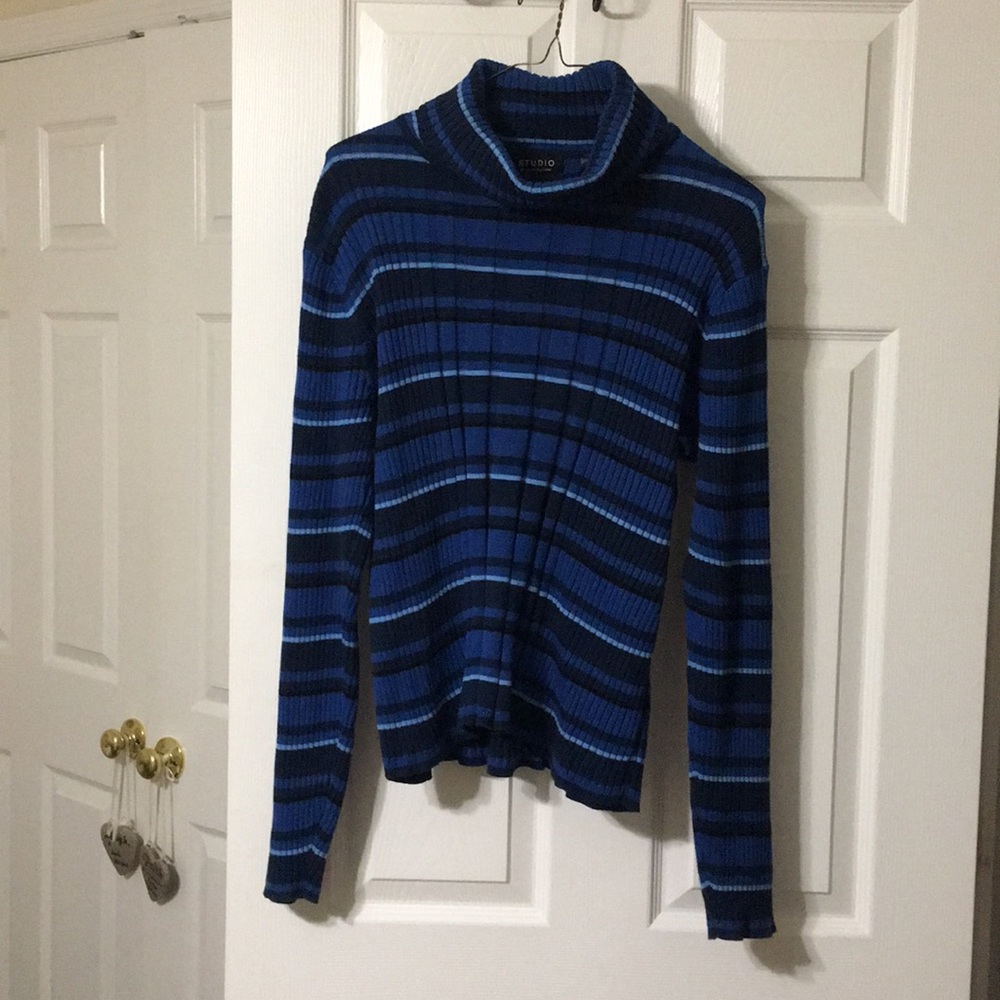 Studio by Liz Claiborne sweater